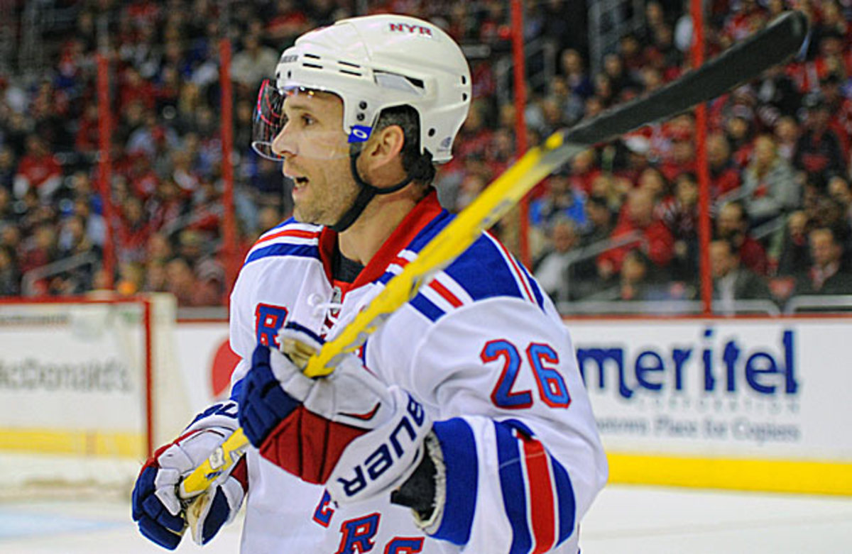 Martin-St-Louis-Jared-Silber-NHLI.jpg